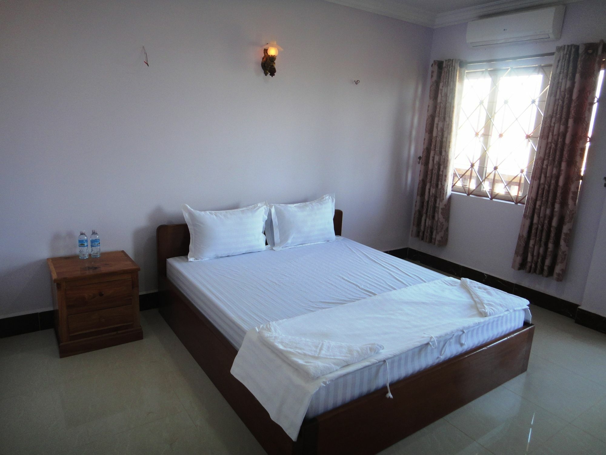 Sambo Leap Guesthouse กำปอต ภายนอก รูปภาพ