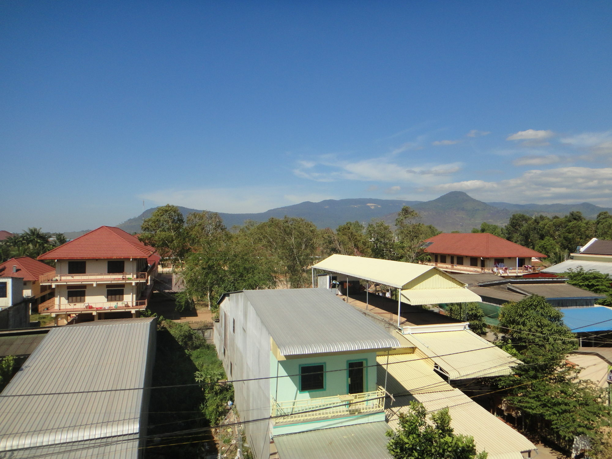 Sambo Leap Guesthouse กำปอต ภายนอก รูปภาพ