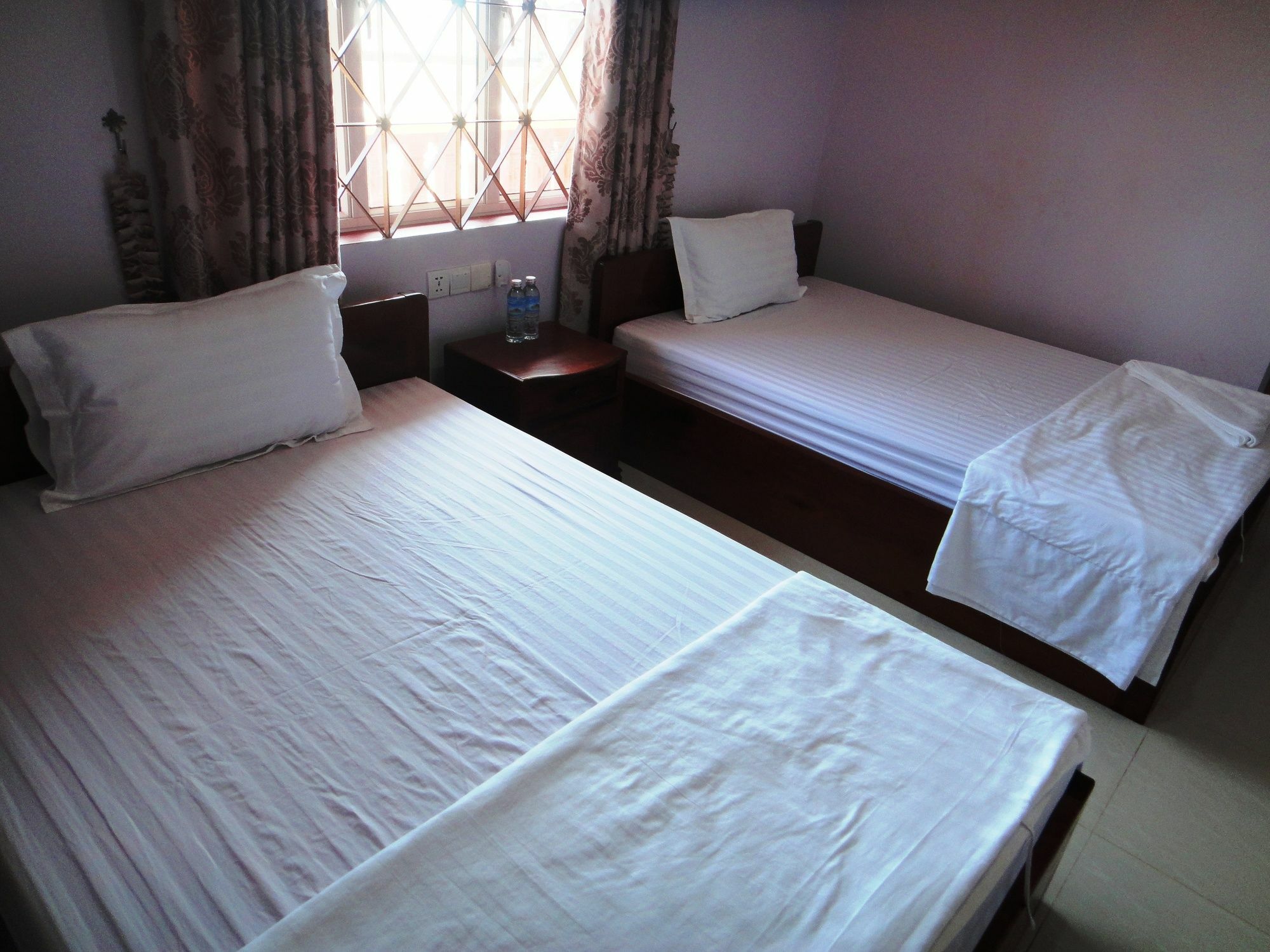 Sambo Leap Guesthouse กำปอต ภายนอก รูปภาพ