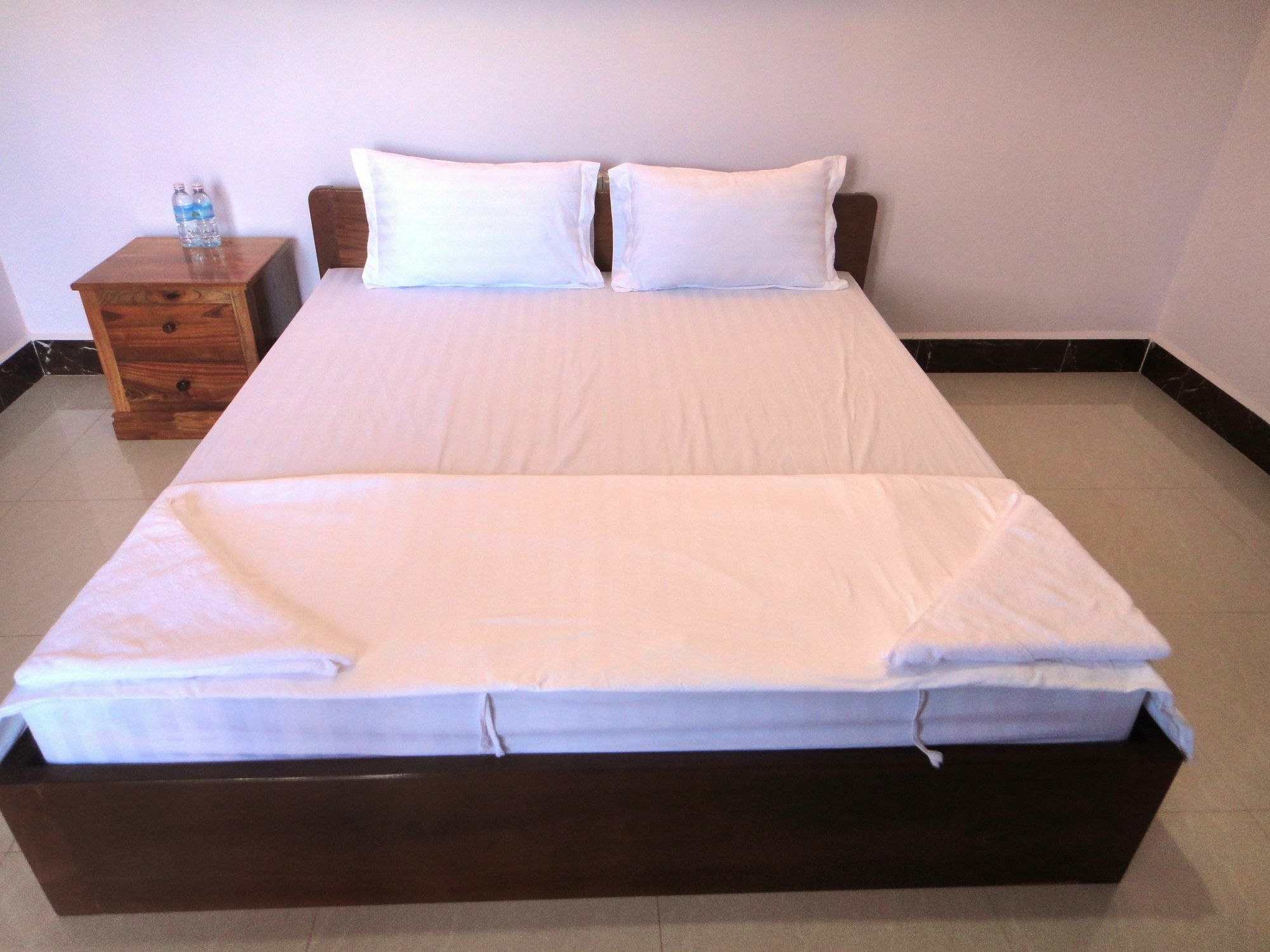 Sambo Leap Guesthouse กำปอต ภายนอก รูปภาพ